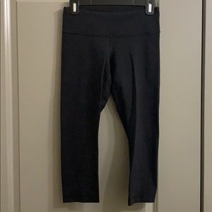 Lululemon wunder under crop.  Size 6.